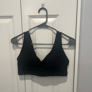 Liaison The Label sports bra. 🖤